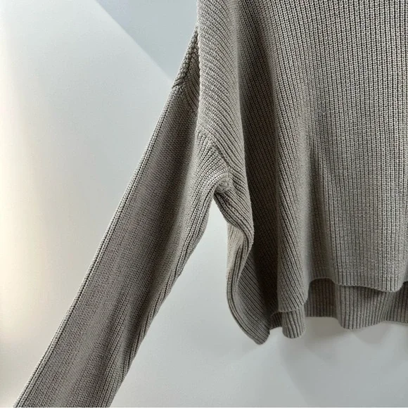 Calvin Klein Jeans Beige Knitted Sweater Top – Size Small - Picture 4 of 6